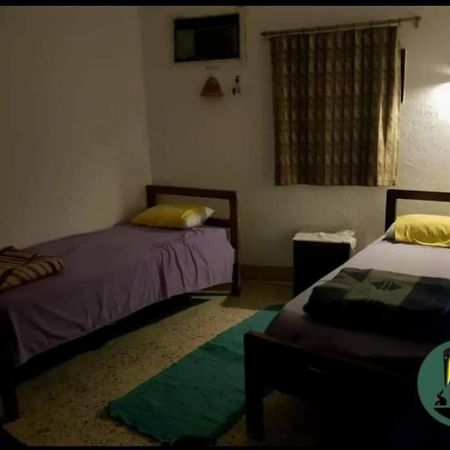 Sebaii Camp السباعى كامب شاطئ الترابين بجوار ويت بالس Hostel Nuweiba Exterior photo